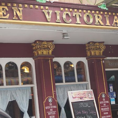 Queen Victoria Inn Pattaya Buitenkant foto