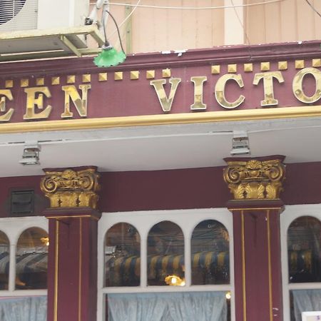 Queen Victoria Inn Pattaya Buitenkant foto