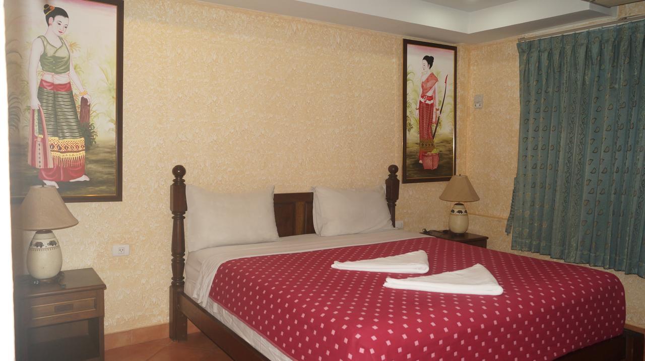 Queen Victoria Inn Pattaya Buitenkant foto